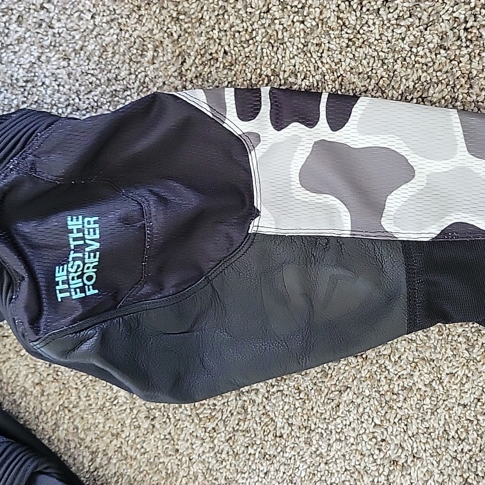 Thor pants - Picture 5 of 5
